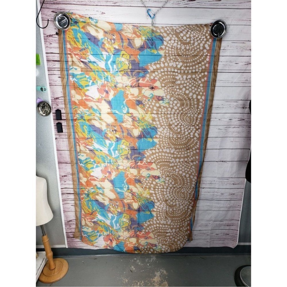Excellent Condition Sarong Colorful Abstract Patterned